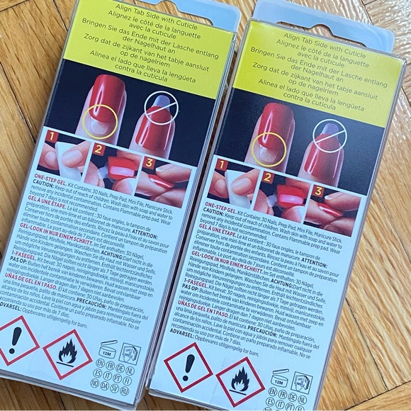 Kiss imPRESS Glow in the Dark Press On Gels Nails - Picture 3 of 3